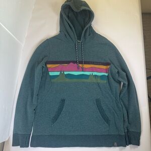 L.L.Bean Women's Cozy Camp Graphic Hoodie - Medium